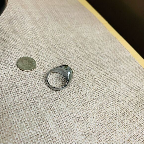 Silver Asian Character Ring - Picture 2 of 3